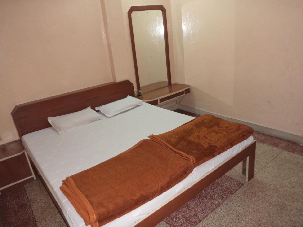 Vijay Palace Hotel Indore Exterior foto